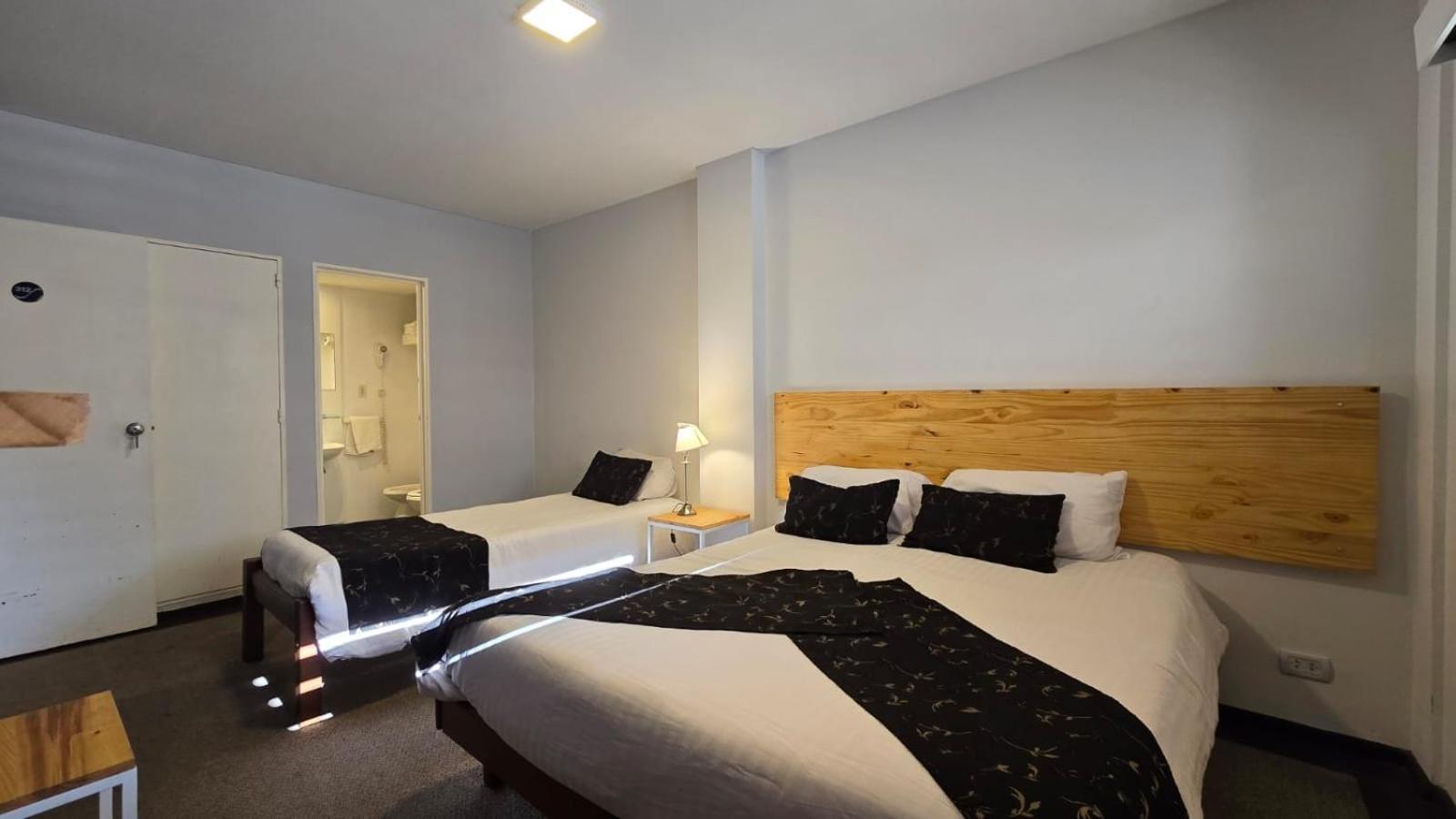 Santiago Hotel คอร์โดบา ภายนอก รูปภาพ