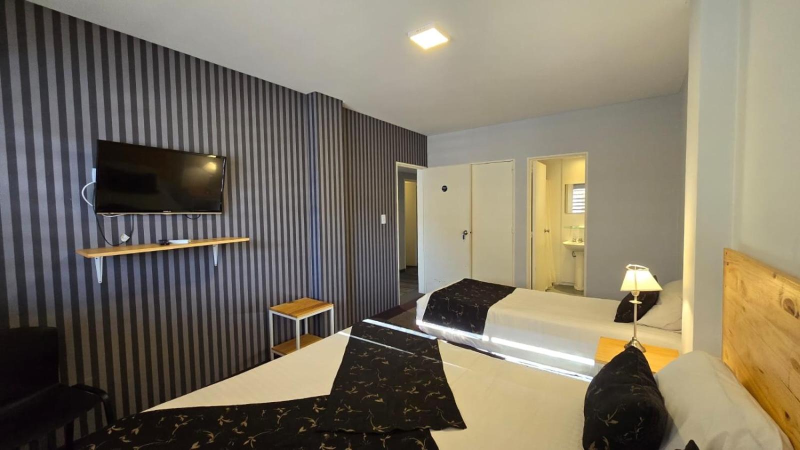 Santiago Hotel คอร์โดบา ภายนอก รูปภาพ