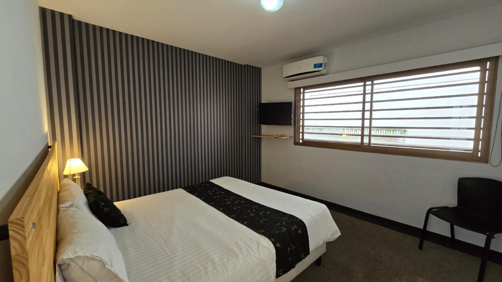 Santiago Hotel คอร์โดบา ภายนอก รูปภาพ