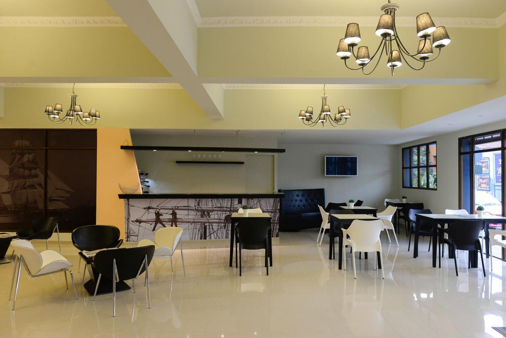 Santiago Hotel คอร์โดบา ภายนอก รูปภาพ